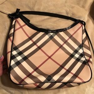 Burberry purse